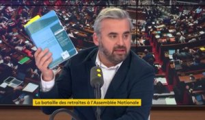 Réforme des retraites : "Les parlementaires sont ramenés à des godillots, à des serpillières", regrette le député La France insoumise Alexis Corbière