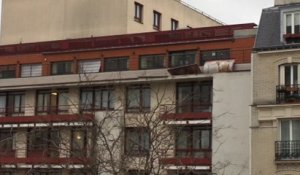 Tempête Ciara: les vents violents soulèvent des plaques de taule sur les toits de Paris
