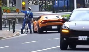 Ce policier poursuit une Lamborghini pour lui mettre une amende... en vélo