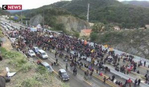 La frontière franco-espagnole bloquée par des indépendantistes catalans
