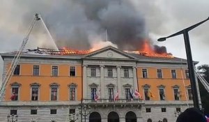 L'hôtel de ville d'Annecy restera fermé pendant deux ans, le temps de reconstruire ce bâtiment ravagé par un incendie jeudi