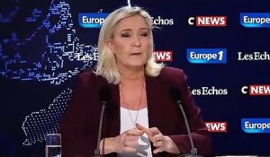 Retraites : Marine Le Pen dénonce la "manœuvre" du gouvernement autour de l'âge pivot