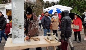 Premières démonstrations de sculptures sur glace à Vittel
