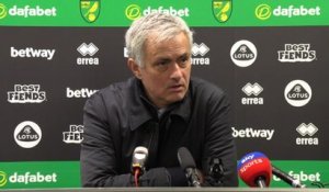 21e j. - Mourinho : "Nous concédons trop de buts et c'est très frustrant"