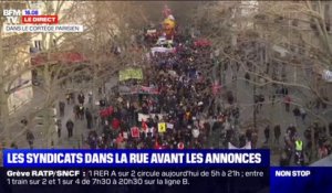 Avocats, personnel soignant, cheminots sont dans la rue pour protester contre la réforme des retraites à Paris