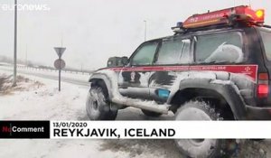 L'Islande paralysée par la neige