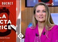 C'est quoi une dictature ? - C à Vous - 28/01/2020