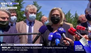 Manif police: Marine Le Pen affirme ne pas fonder son opinion "sur les divagations de monsieur Mélenchon et de l'extrême gauche"