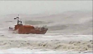 Ce bateau va être fortement malmené par la tempête Ciara en Angleterre