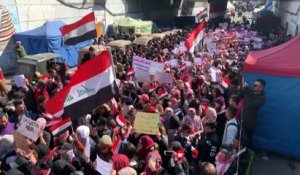 Des centaines de femmes défilent à Bagdad pour défendre leur droit de manifester