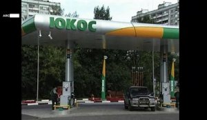 Ioukos : la Russie condamnée à verser 50 milliards aux actionnaires de l'ex-groupe pétrolier