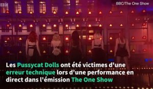 Les Pussycat Dolls victimes d'une erreur technique en pleine performance