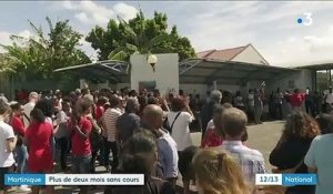 Martinique : les élèves du secondaire toujours privés d'écoles à cause de la grève contre les réformes