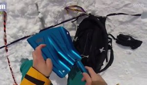 Il trouve une skieuse la tête coincée dans la neige en pleine piste