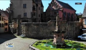 Le village d'Eguisheim en Alsace, à présent désert, se protège du coronavirus