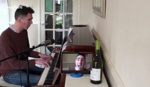 'I'm being alone now': UK man sings hilarious parody about self-isolation