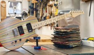 Cet homme a fabriqué une guitare électrique avec des skateboard recyclés