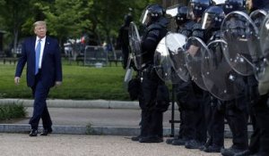 Mort de George Floyd: face aux émeutes, la tentation autoritaire de Donald Trump