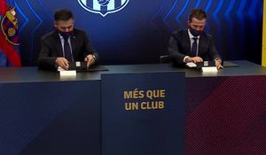 Barcelone - Miralem Pjanić présenté à la presse