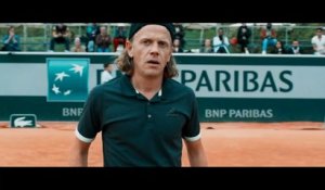 Au lendemain de Roland Garros, Alex Lutz dans la peau d'un tennisman en souffrance