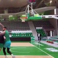 Gros duel entre Victor Wembanyama et Rudy Gobert