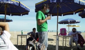 Face au Covid-19, la ville italienne de Vasto fait le choix de l'école sur la plage