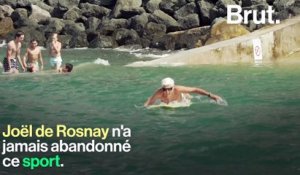 À 83 ans, Joël de Rosnay surfe encore