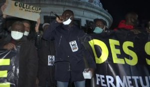 Migrants violemment évacués: un rassemblement de soutien était organisé mardi soir place de la République