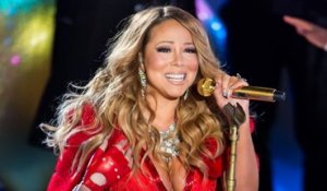 Mariah Carey remercie un fan qui veut absolument qu'elle monte au sommet des charts anglais