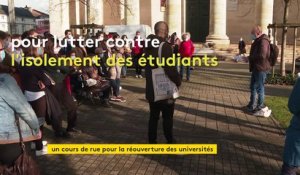 En Vendée, un professeur donne un cours dans la rue pour dénoncer l’isolement des étudiants