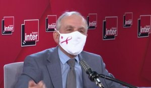 Vaccination : "Le ministre Olivier Véran et l'Élysée ont pris conscience que le démarrage était un très grand échec" (Axel Kahn)