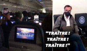 Mitt Romney chahuté par les pro-Trump en avion avant le vote au Congrès