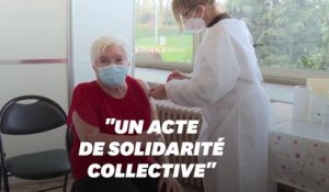 D'abord "réticente", Line Renaud s'est fait vacciner contre le Covid-19