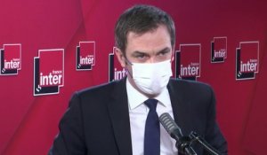 "J'ai demandé qu'avant la fin de semaine, on enregistre vos coordonnées et que nous vous rappelions quand des créneaux sont disponibles" (Olivier Véran)