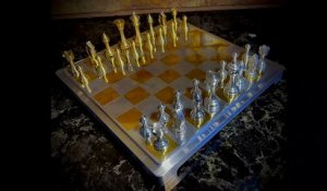 Un jeu d'échecs magnifique usiné en aluminium et laiton