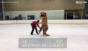 Un T-rex patineur sur glace en Californie