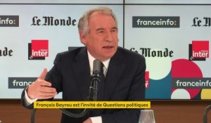 François Bayrou : Je ne suis pas un courtisan, je n'ai jamais été prisonnier de cette vision des choses. J'ai une relation de confiance avec Emmanuel Macron, mais je ne suis pas à essayer de susciter quelque chose de sa part."