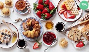 Tiramisu aux fraises et biscuits roses de reims