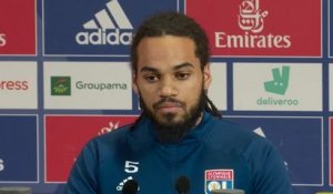 32e j. - Denayer sur la prolongation de son contrat : "Ça avance très bien"