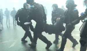 Manifestation pro-palestinienne : des heurts à Paris, un gendarme blessé à la tête