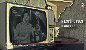 Musique : Oum Kalthoum, portrait de la chanteuse surnommée "l'astre de l'Orient"