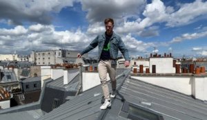 «Je veux montrer Paris autrement» : Paul Second, le casse-cou qui photographie la capitale depuis les toits