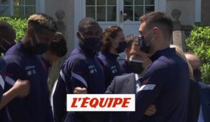 Macron encourage les Bleus avant l'Euro 2021 - Foot - Bleus