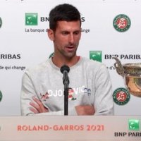 Roland-Garros 2021 - Novak Djokovic : "Oui, je suis à côté de Nadal et Federer en nombre de Grands Chelems gagnés, mais je suis concentré sur ma direction, parce que j'ai ma carrière !"