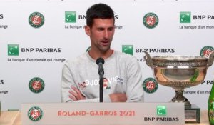 Roland-Garros 2021 - Novak Djokovic : "Oui, je suis à côté de Nadal et Federer en nombre de Grands Chelems gagnés, mais je suis concentré sur ma direction, parce que j'ai ma carrière !"