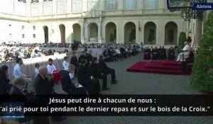 « Chacun de nous peut dire : Sur la Croix, Jésus a prié pour moi » (pape François)