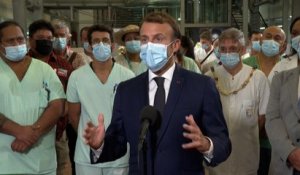 « Nous avons une arme qu'il faut utiliser, le vaccin » : Emmanuel Macron encourage les Polynésiens à se faire vacciner