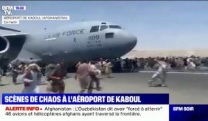 À l'aéroport de Kaboul, une marée humaine tente de fuir le pays après l'arrivée des talibans