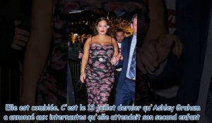 Surprise ! Ashley Graham est enceinte de jumeaux