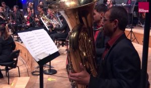 Claude Debussy : Nocturnes / 2. Fêtes (Brassage Harmonie, Direction : Laurent Douvré)